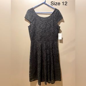 NWT HIGH Waisted mid sleeve black lace dress with back Gold back long zipper